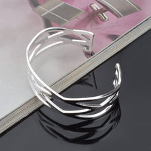 Load image into Gallery viewer, women&#39;s silver bangle
