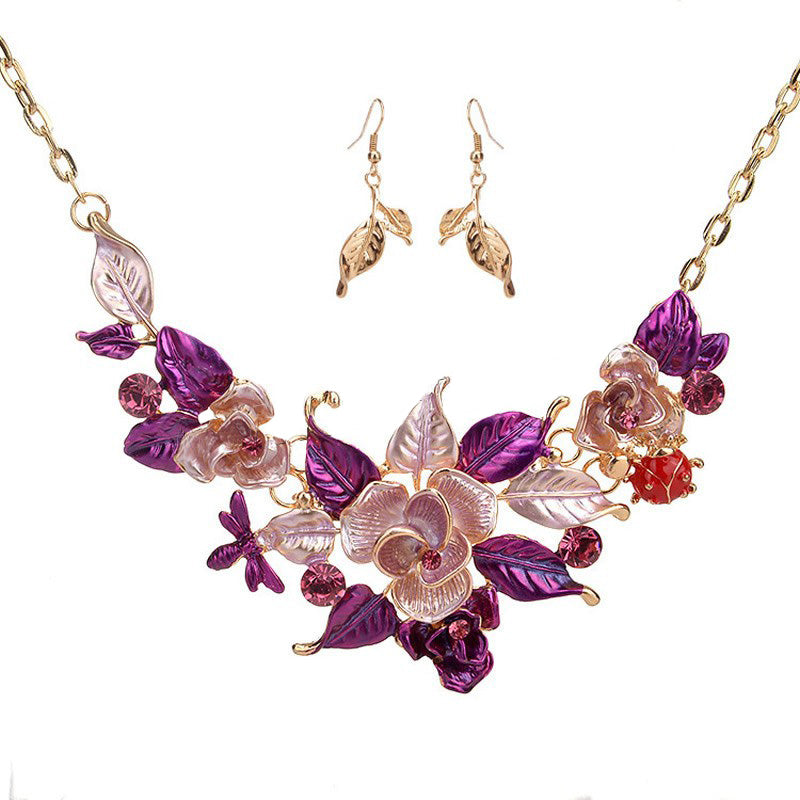 Flower fashion necklace and earrings set