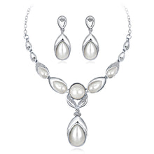 Load image into Gallery viewer, Pearl and Crystal Diamante Necklace and Earrings Set
