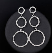 Load image into Gallery viewer, sparkle earrings
