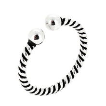Load image into Gallery viewer, women silver ring
